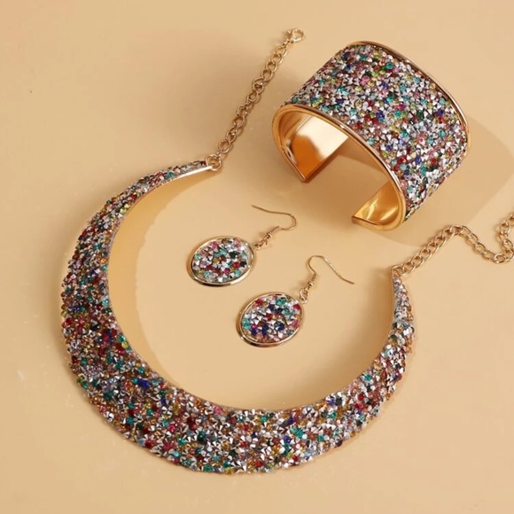 Jewellery Set - Picture 2 of 3